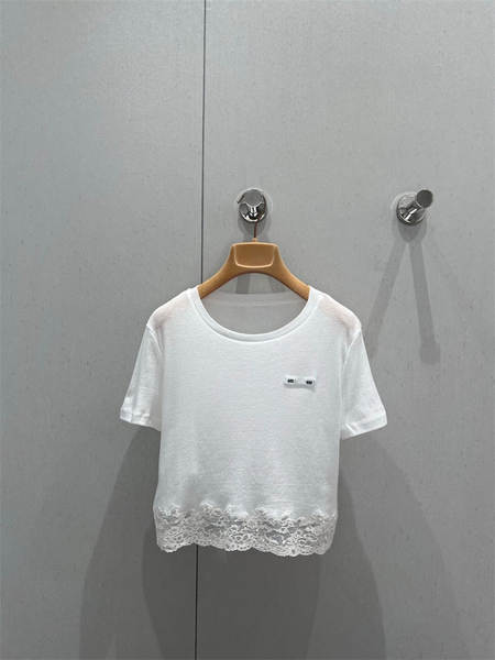2025 Primeira Primavera Novo Southern Oil Miu Redução de Idade doce Meredith Pintura de logotipo de pano de fundo T-shirt de luva curta