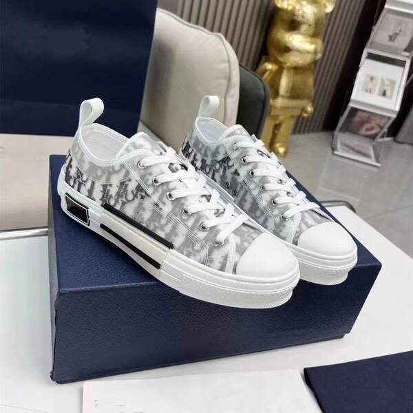 Europa Estação D Casa 2026 Calçado de vela de ar Pequenos sapatos brancos Mulheres de baixo plano impressão de letras de tabuleiro de esportes