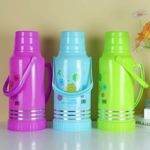 3.2 L de água quente para uso doméstico em garrafas de vácuo