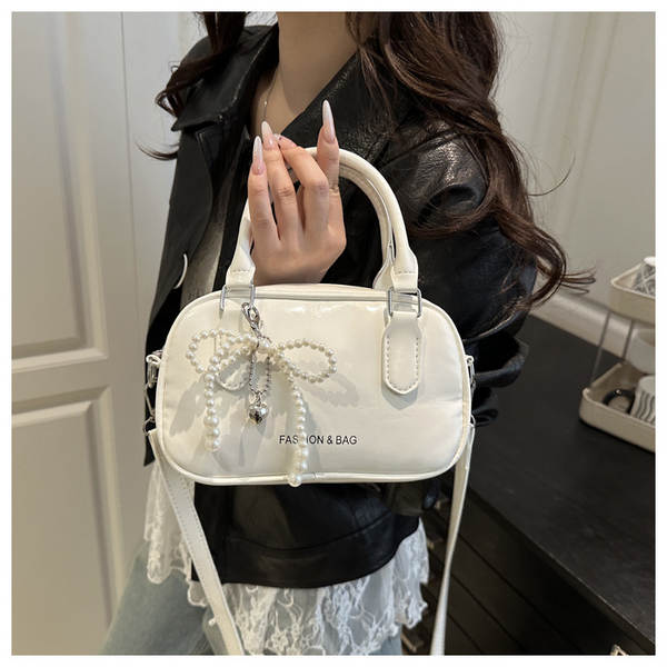 Bolsa tiracolo fashion simples quadrada 2025 verão nova coleção pérola laço borboleta ombro único transversal tendência