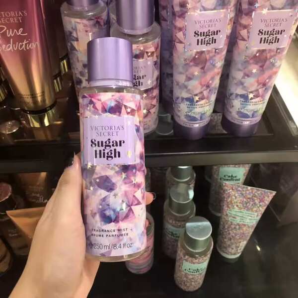Victoria's Secret Perfume Spray Lubrificante Aquático Leite Permanente Flocos de Flocos de Aroma Humidificante 250ml
