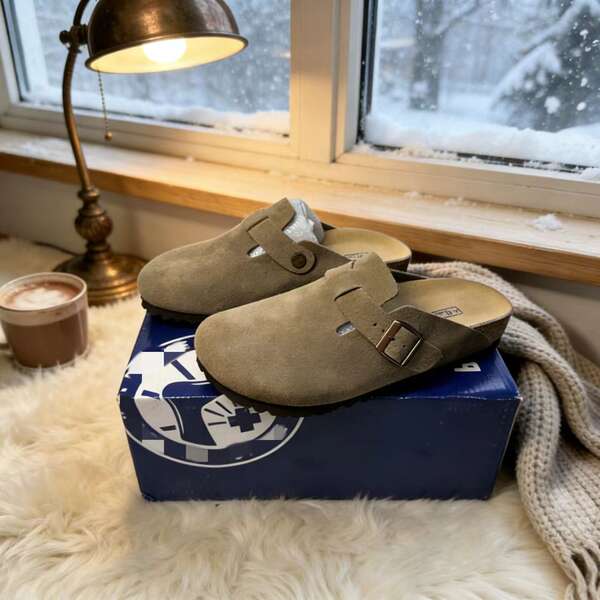 Sapatos de couro grossos