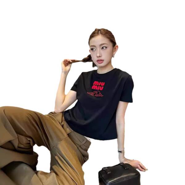 24 Primavera-Verão MIU casa nova moda de centenas de nuvens simples letras de corda redonda curta redução de idade T-shirt de mão curta mulher