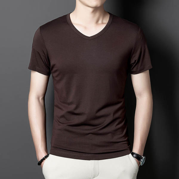 Modelo de algodão gelado masculino T-shirt 2024 novo verão puro V-shirt de alta qualidade T-shirt masculino