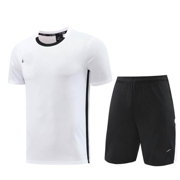Novo modelo de esportes de corrida de moda de verão tendência moda suave e rápida secagem de ar de pulseiras curtas calças de treinamento