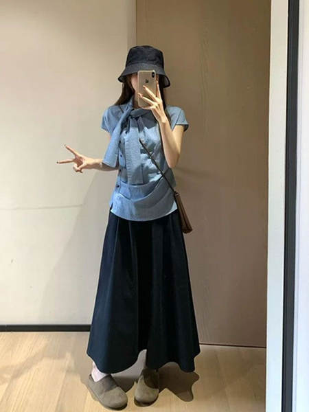 Camisa feminina curta de verão